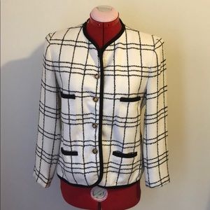 Women Tweed Jacket/Blazer